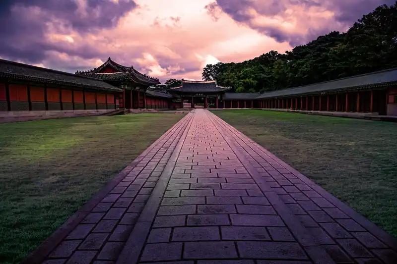 후원 관람, 예약은 필수!